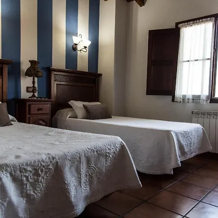 Casa De Aldea Duesos 3*