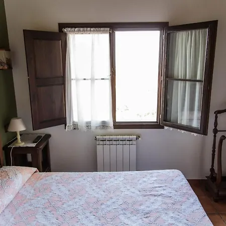 Casa De Aldea Duesos Hotel