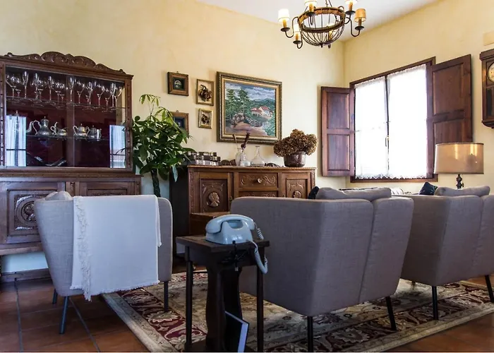 Casa De Aldea Duesos 3* 卡拉维亚