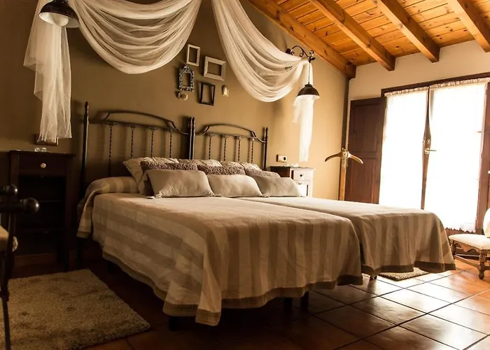 Casa De Aldea Duesos 3* 卡拉维亚